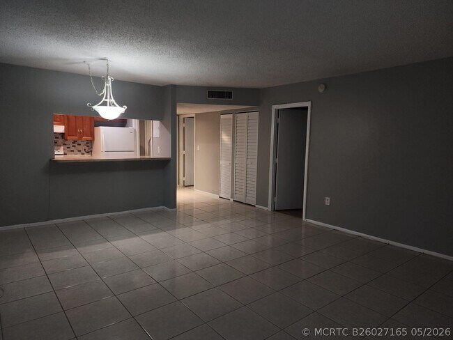 Photo - 4174 Inverrary Dr Unit 811