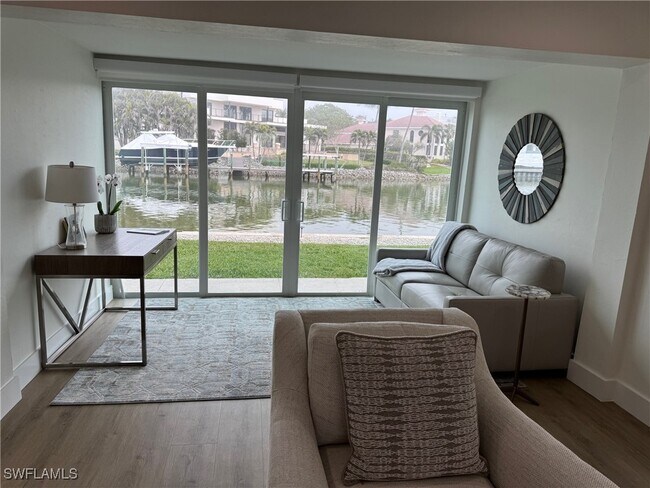 Photo - 1550 Gulf Shore Blvd N Unidad E5