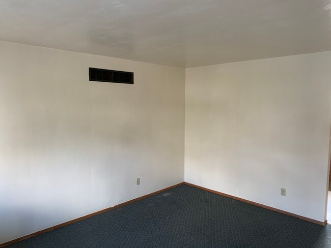 Photo - 155 Morningside Ct