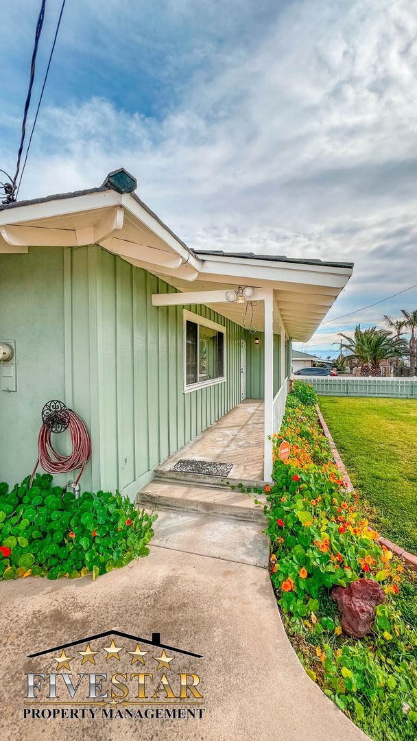 Photo - 709 Park Dr