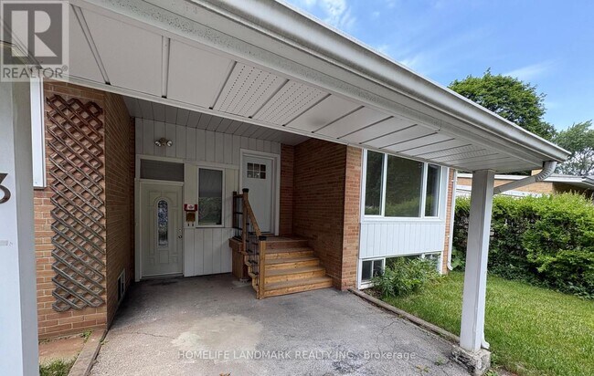 Photo - 73 Berkinshaw Crescent