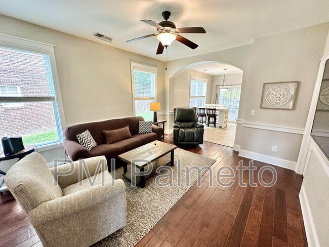 Photo - 121 Park Ridge Way