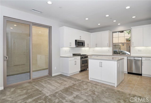 Photo - 123 Quiet Grove