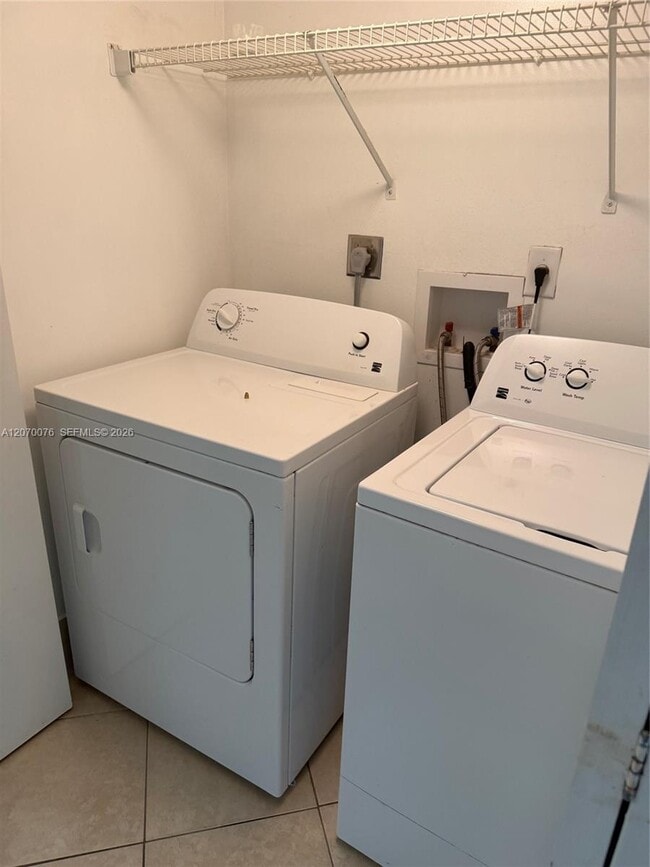 Photo - 2255 SE 27th Dr Unidad 102-E