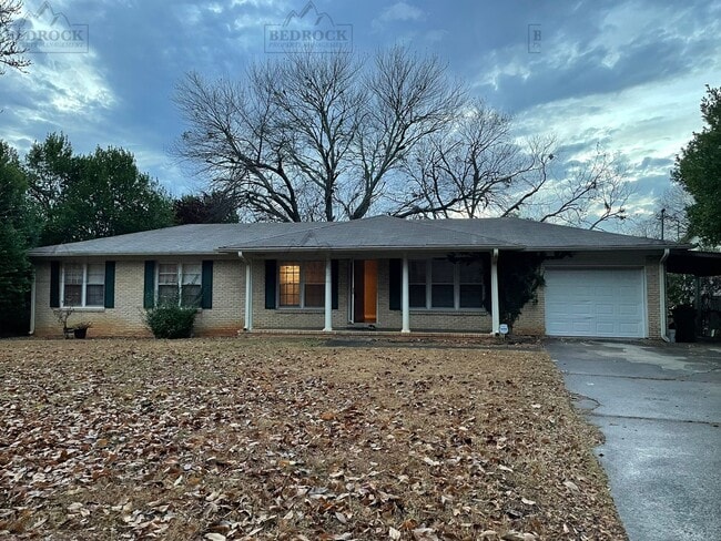 Building Photo - 10002 Lily Flagg Cir SE Rental