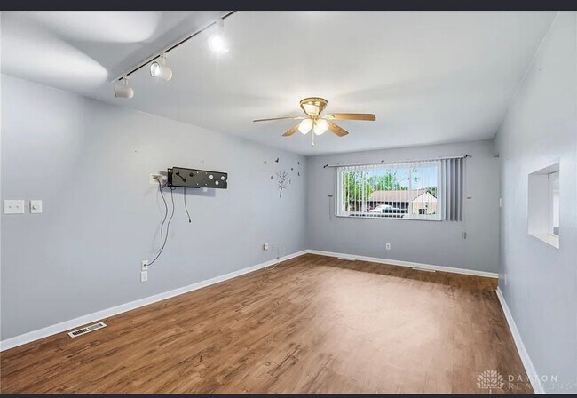 Photo - 4360 Wallington Dr