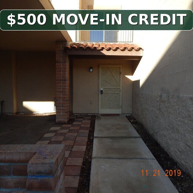 Building Photo - Sahuarita Townhome