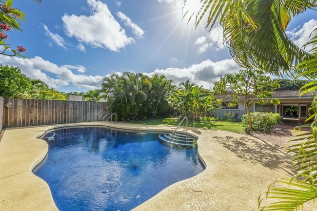 Photo - 115 Ohana St