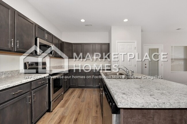 Photo - 26639 Kyle Ln