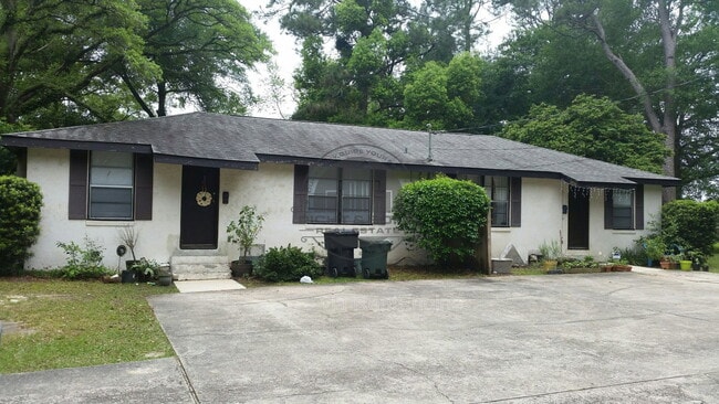 Photo - 2022 Hollywood Dr