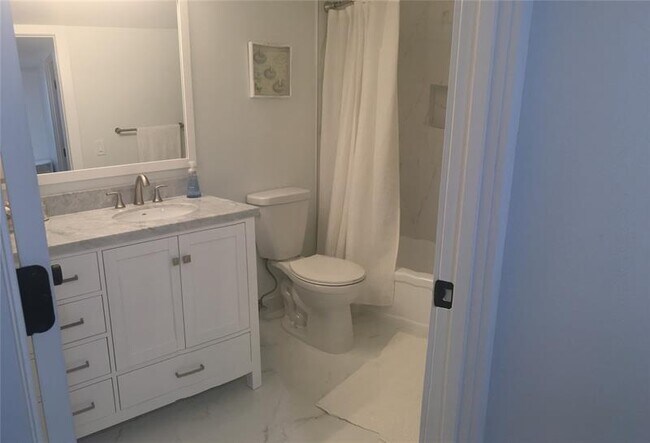 Photo - 1900 S Ocean Blvd Unidad 2N