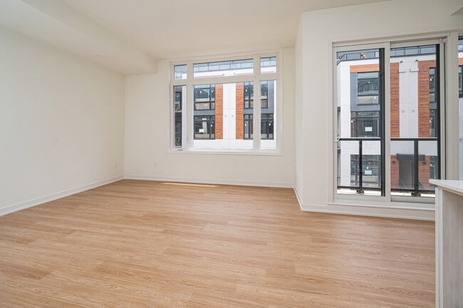 Photo - 8 Steckley House Ln