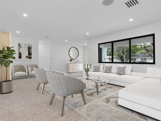 Photo - 1751 NE 138th St