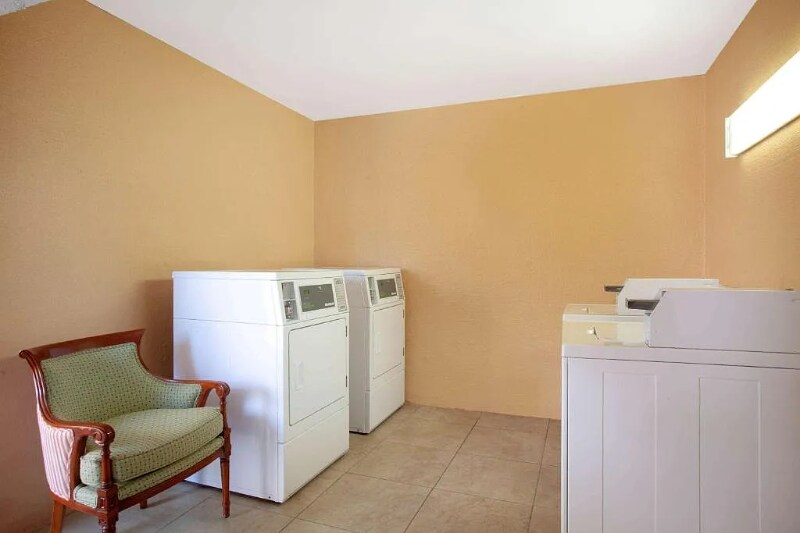 Photo - 2295 Irlo Bronson Mem Hwy Unit Double Bunk Suite