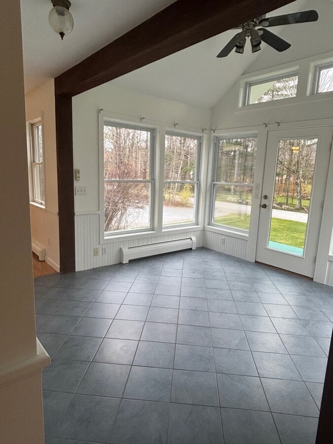 Photo - 200 Applewood Ln
