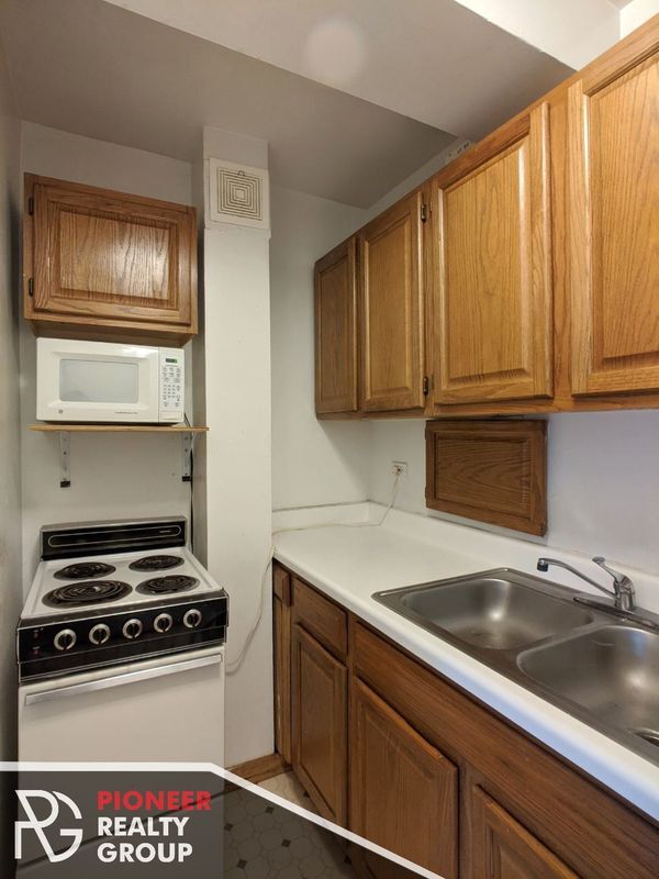 Photo - 4180 N Marine Dr Unit 411