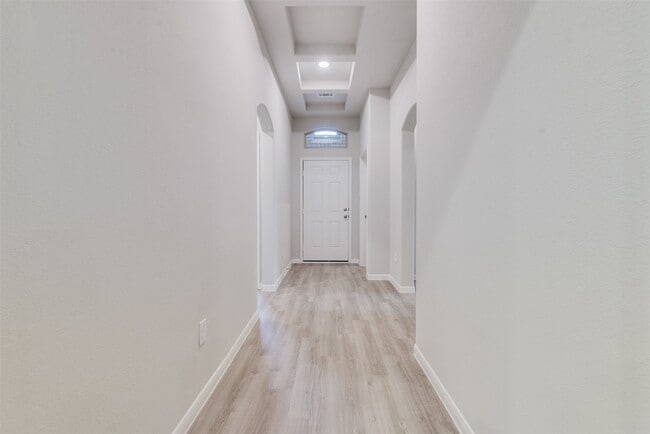 Photo - 27079 Badger Way