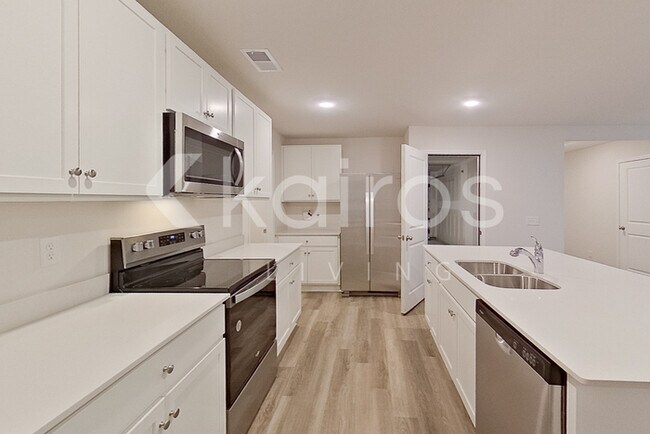 Photo - 129 Inez Ave
