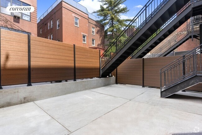 Building Photo - 403 Linden St Rental