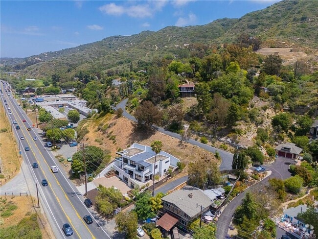 Building Photo - 20000 Laguna Canyon Rd Unit B Rental