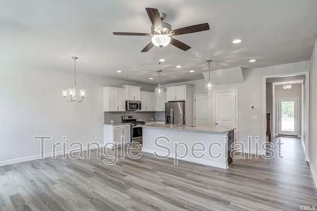 Photo - 617 Battleboro Dr