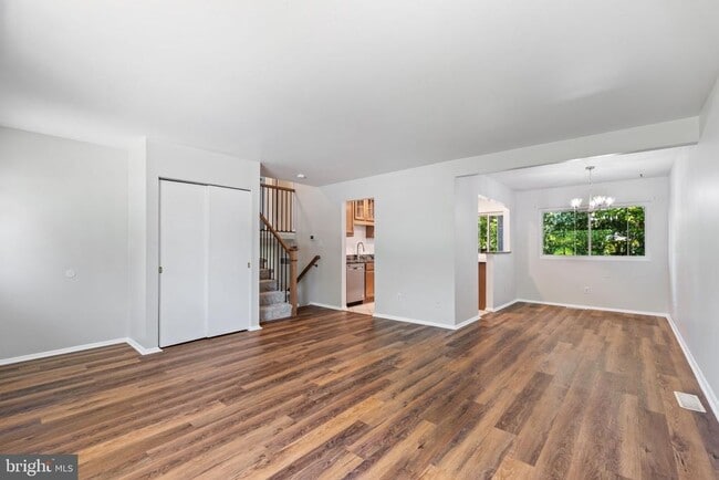 Photo - 6610 Bowie Dr