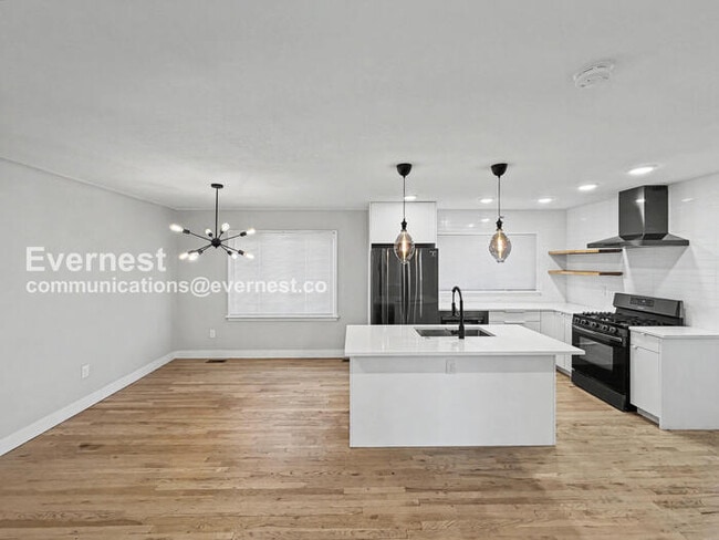 Photo - 3875 S Bannock St