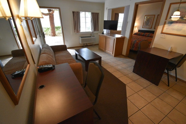Manor Suites