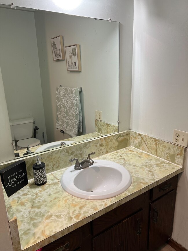 Photo - 5134 E Bluffview Dr