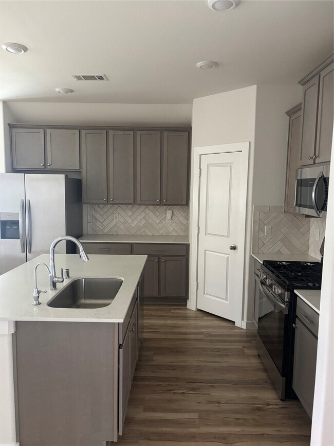 Photo - 19192 Cedar Lennox Cir