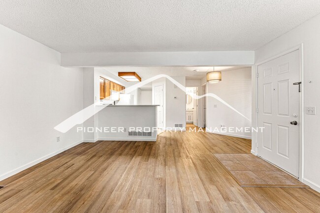 Photo - Gorgeous Condo with Washer/Dryer and Central AC Unit A