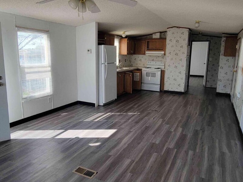 Photo - 3800 N Golder Ave