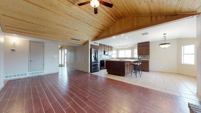 Photo - Northeast El Paso 5bed Refrig A/C house in...