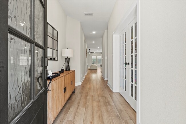 Photo - 2506 Big Basin Trl