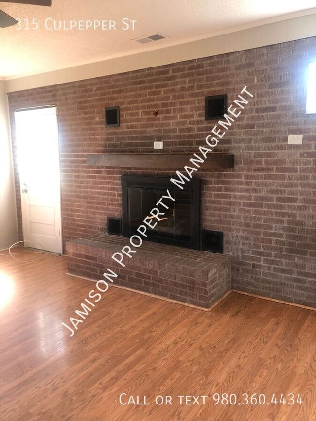 Photo - 315 Culpepper St