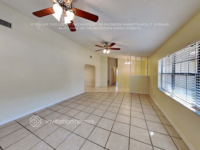 Photo - 5132 Royal Oak Dr House