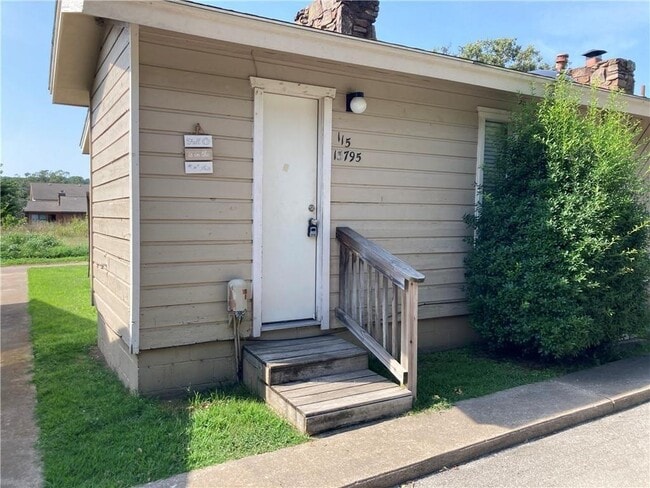 13795 Turnberry Ln Unit 115  