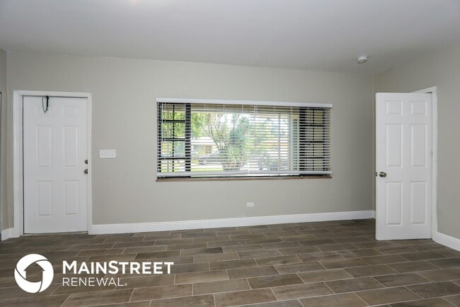 Photo - 1041 NW 136th St