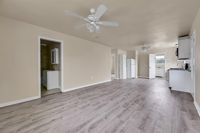 Photo - 2324 Bernardo De Galvez Ave