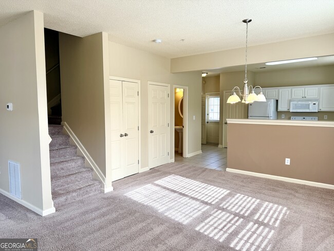 Photo - 115 Odyssey Turn NW