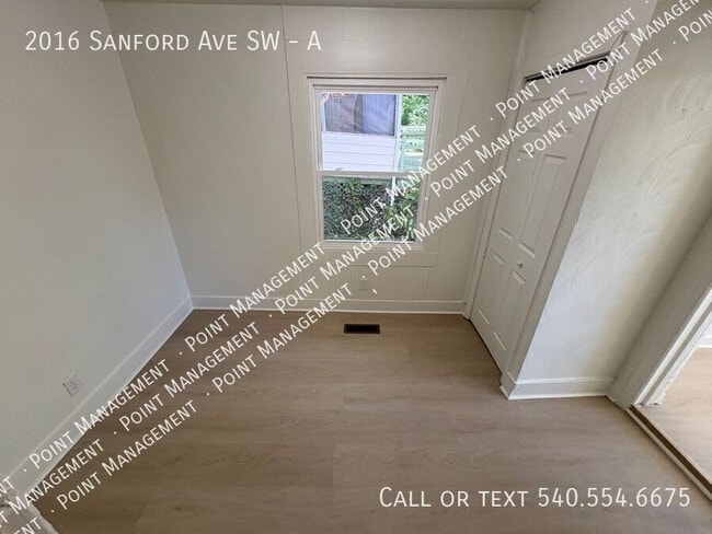 Photo - 2016 Sanford Ave SW Unit A