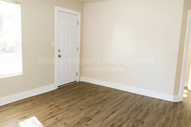 Photo - 1503 E 18th St