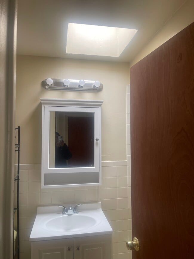 Photo - 2010 S 15th Ave Unidad #2S