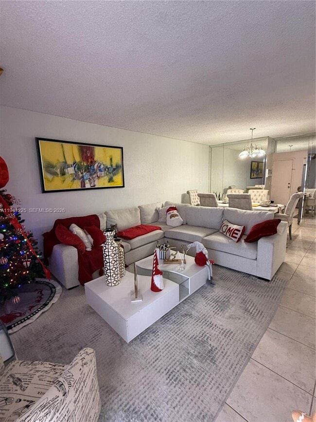 Building Photo - 1950 W 54th St Unit 409