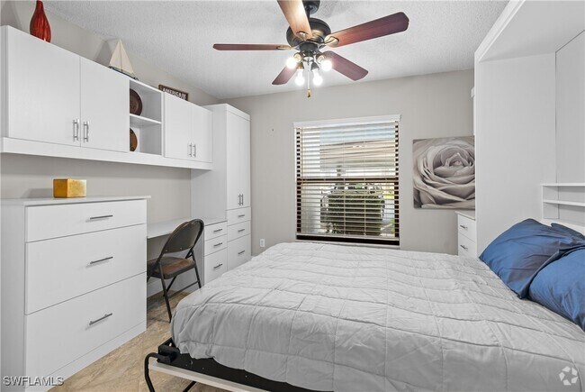 Building Photo - 14790 Eagle Ridge Dr Unit 103 Rental