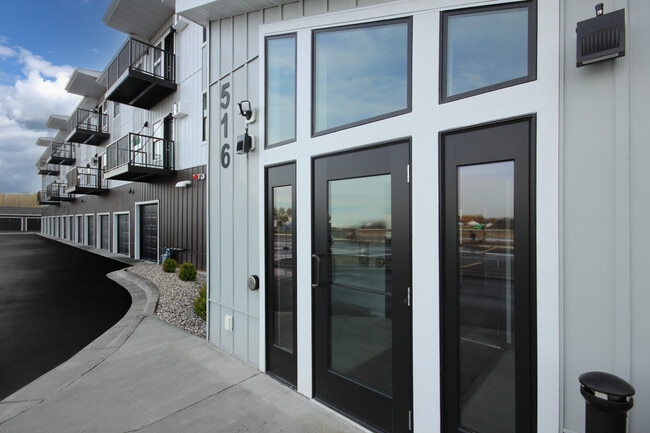 Icon Apartments