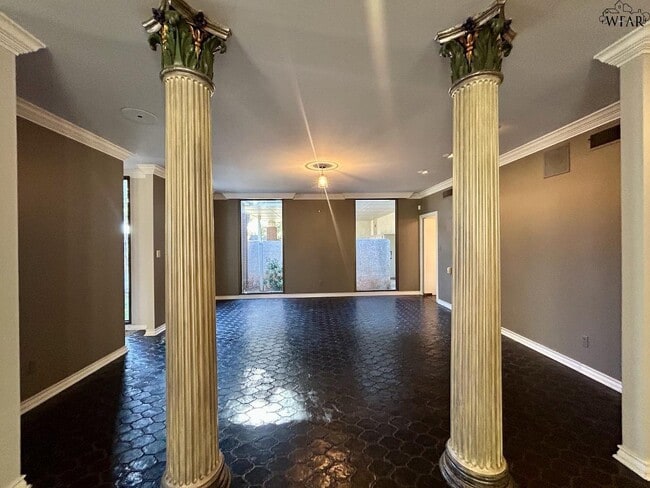 Photo - 7 Newcomb Terrace