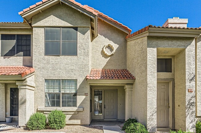 Building Photo - 3930 W Monterey St Unit 134