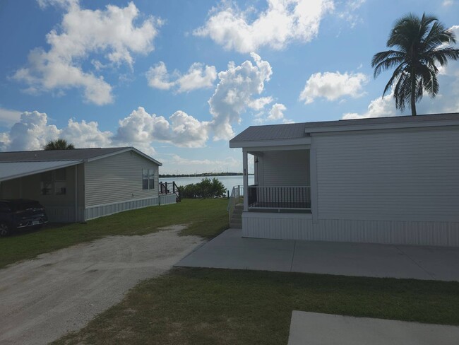 Photo - 200 S Banana River Dr