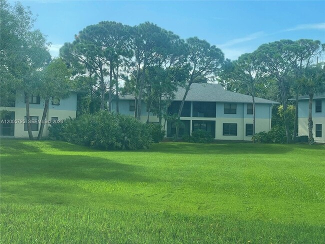 Building Photo - 6553 SE Federal Hwy Unit 10-102